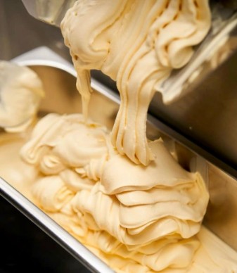 Gelateria Creperia Cafeteria